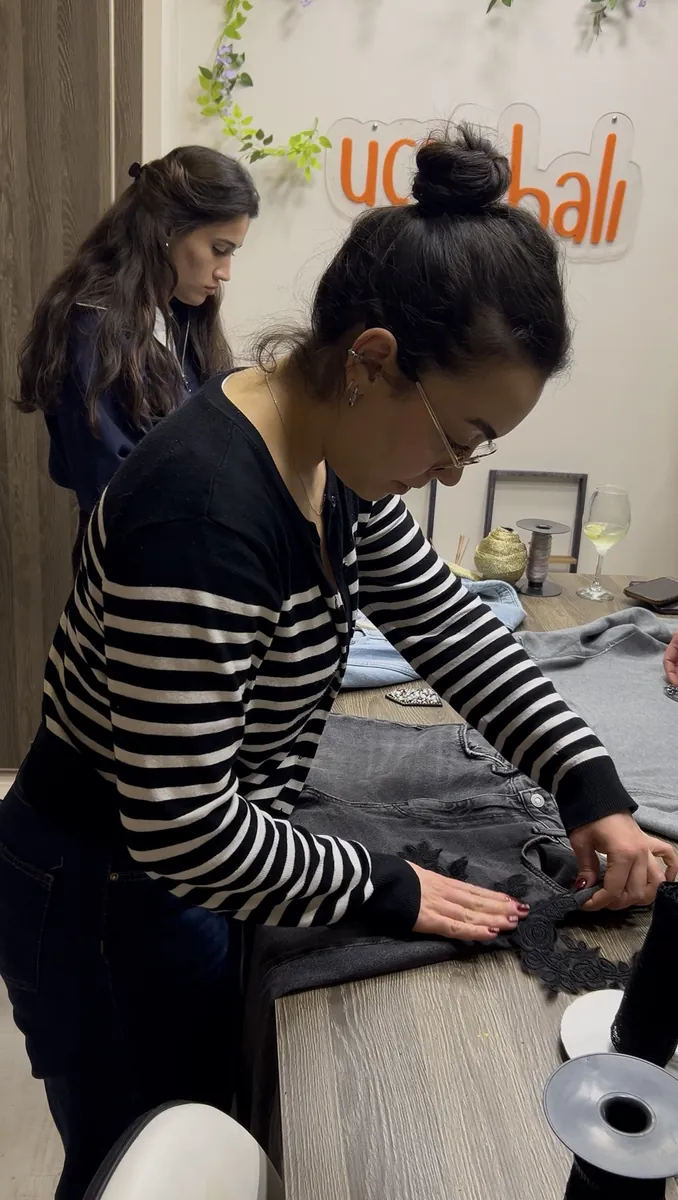 Upcycling Tekstil Tasarım atölyesinden bir kare